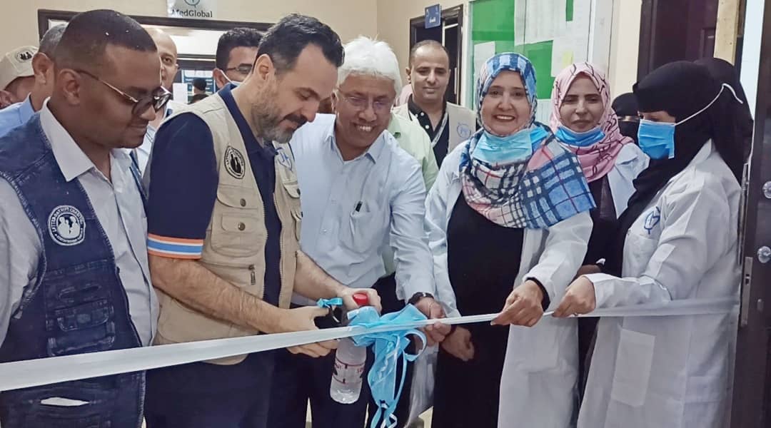 مدير عام التواهي يدشن العمل بقسم العمليات القيصرية بمركز الطوارئ بالمديرية